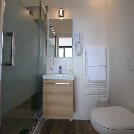 Hotel Terre Neuve Parigi