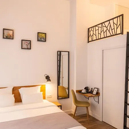 Terre Neuve 3* Paris